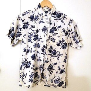 Vintage Gap Button-Up Short Sleeve Top